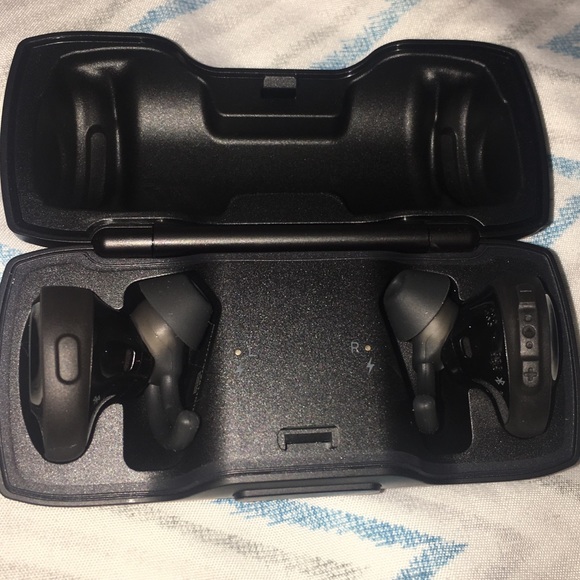 New Bose headphones - Picture 2 of 4